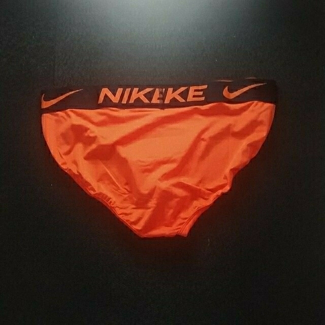 NIKE(ナイキ)のNIKE　海外Sサイズ　3セット　ブラック　オレンジ　グレー メンズのアンダーウェア(その他)の商品写真