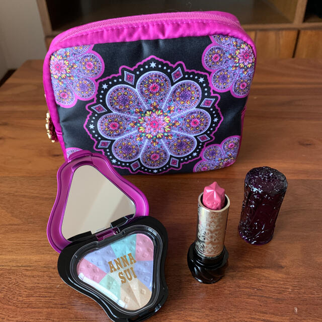 ANNA SUI(アナスイ)のさらに値下げしました！ANNA SUI コフレセット&香水&ギフト缶 コスメ/美容のキット/セット(コフレ/メイクアップセット)の商品写真