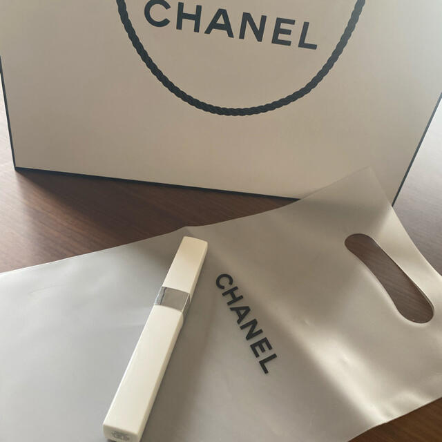 CHANEL(シャネル)の最終値下げ「CHANEL」 マスカラベース コスメ/美容のベースメイク/化粧品(マスカラ下地/トップコート)の商品写真