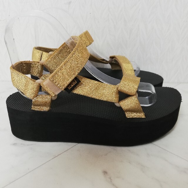Teva★プラットフォームサンダル