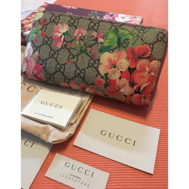 GUCCI グッチGGブルームススプリーム長財布 花柄 値下げしました! GUCCI グッチGGブルームススプリーム長財布 花柄 値下げしました!