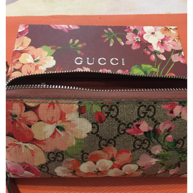 GUCCI グッチGGブルームススプリーム長財布 花柄 値下げしました! GUCCI グッチGGブルームススプリーム長財布 花柄 値下げしました!