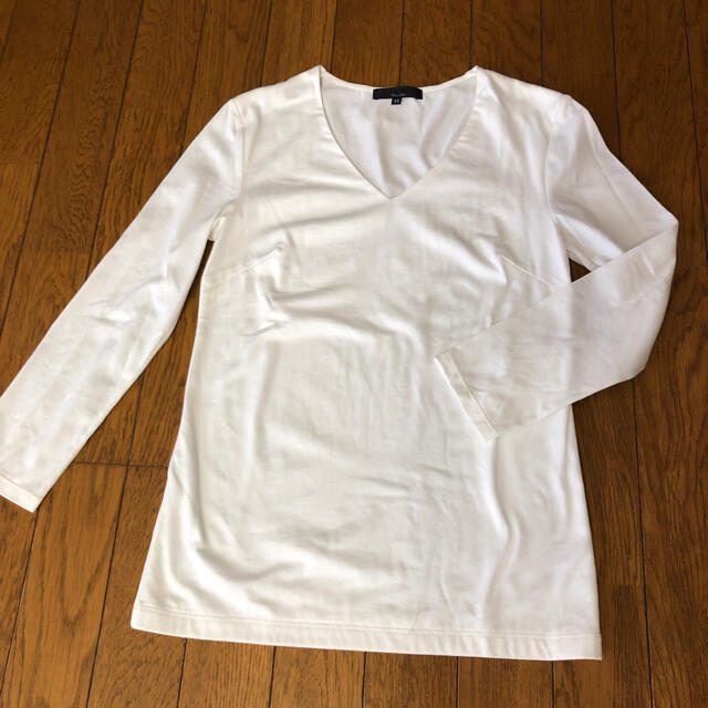ICB - ICB vネック カットソー 白 xsの通販 by アップル's shop|アイ
