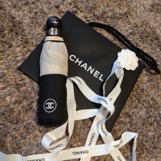 シャネル 日傘/雨傘の通販 67点 | CHANELのレディースを買うならラクマ