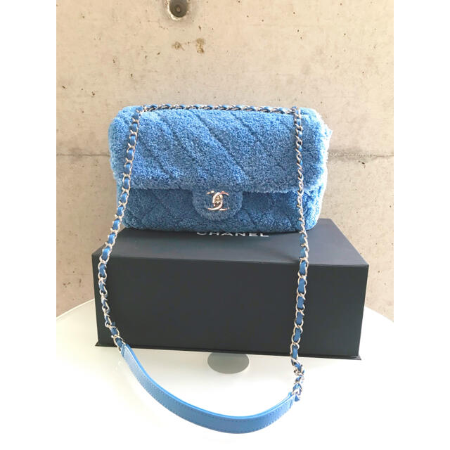 CHANEL(シャネル)のCHANEL シャネル ミックスファイバー フラップ チェーンショルダー ブルー レディースのバッグ(ショルダーバッグ)の商品写真