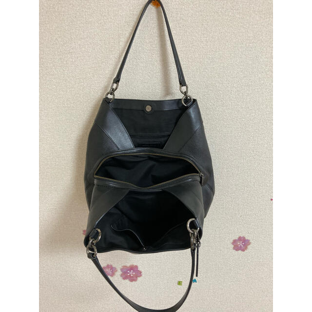 COACH(コーチ)のコーチ　パイソン柄　ショルダーバッグ レディースのバッグ(ショルダーバッグ)の商品写真