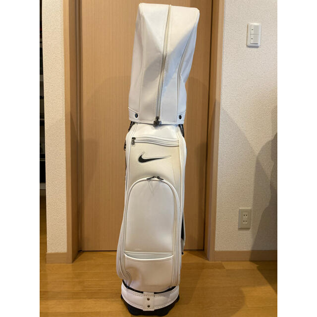 NIKE(ナイキ)の【新品未使用】稀少✨NIKE キャディバッグ スポーツ/アウトドアのゴルフ(バッグ)の商品写真