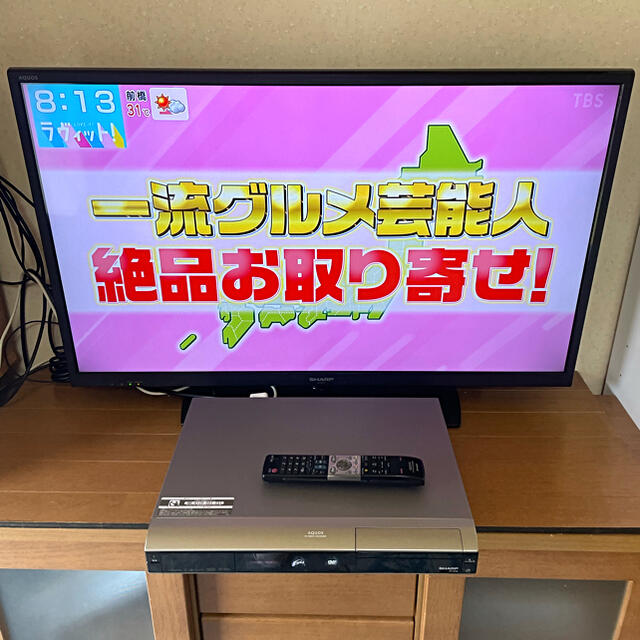 AQUOS(アクオス)の液晶テレビ 40型 hddレコーダー AQUOS 外付けhdd対応  スマホ/家電/カメラのテレビ/映像機器(テレビ)の商品写真