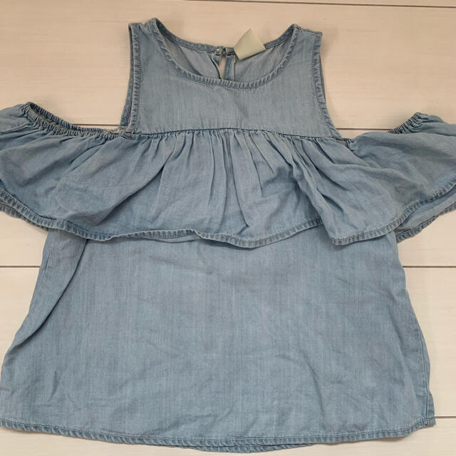 ZARA(ザラ)のZARA フリルトップス キッズ/ベビー/マタニティのキッズ服女の子用(90cm~)(Tシャツ/カットソー)の商品写真