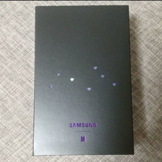 SAMSUNG(サムスン)の【新品】BTS ギャラクシー  ワイヤレス イヤホン トレカ Galaxy エンタメ/ホビーのCD(K-POP/アジア)の商品写真