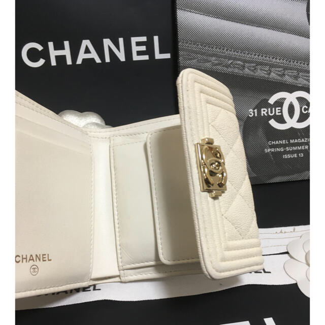 CHANEL(シャネル)のcc様専用♡超美品★ ボーイシャネル 三つ折り財布 キャビアスキン 正規品 レディースのファッション小物(財布)の商品写真