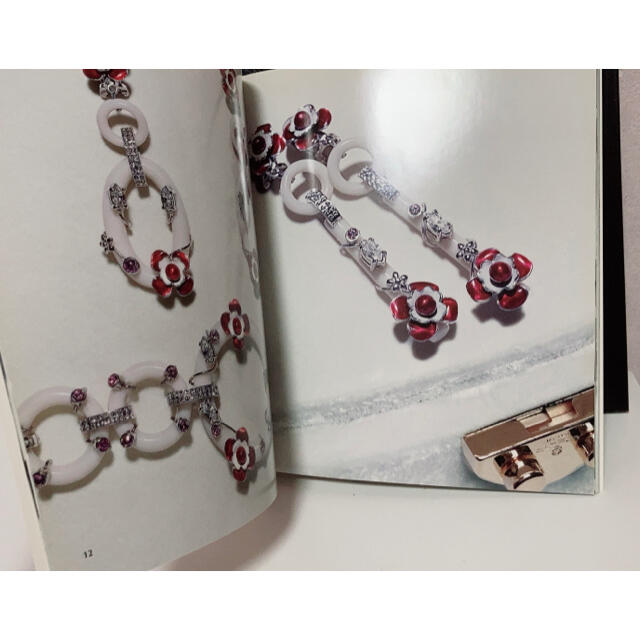 PRADA(プラダ)のプラダ　PRADA 商品カタログ エンタメ/ホビーの雑誌(ファッション)の商品写真