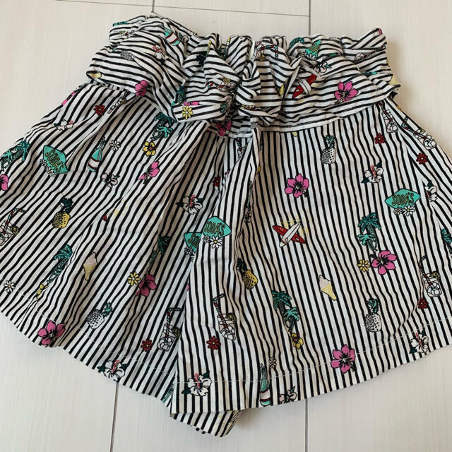 ZARA KIDS(ザラキッズ)の※専用ページ※ZARA ショートパンツ キッズ/ベビー/マタニティのキッズ服女の子用(90cm~)(スカート)の商品写真