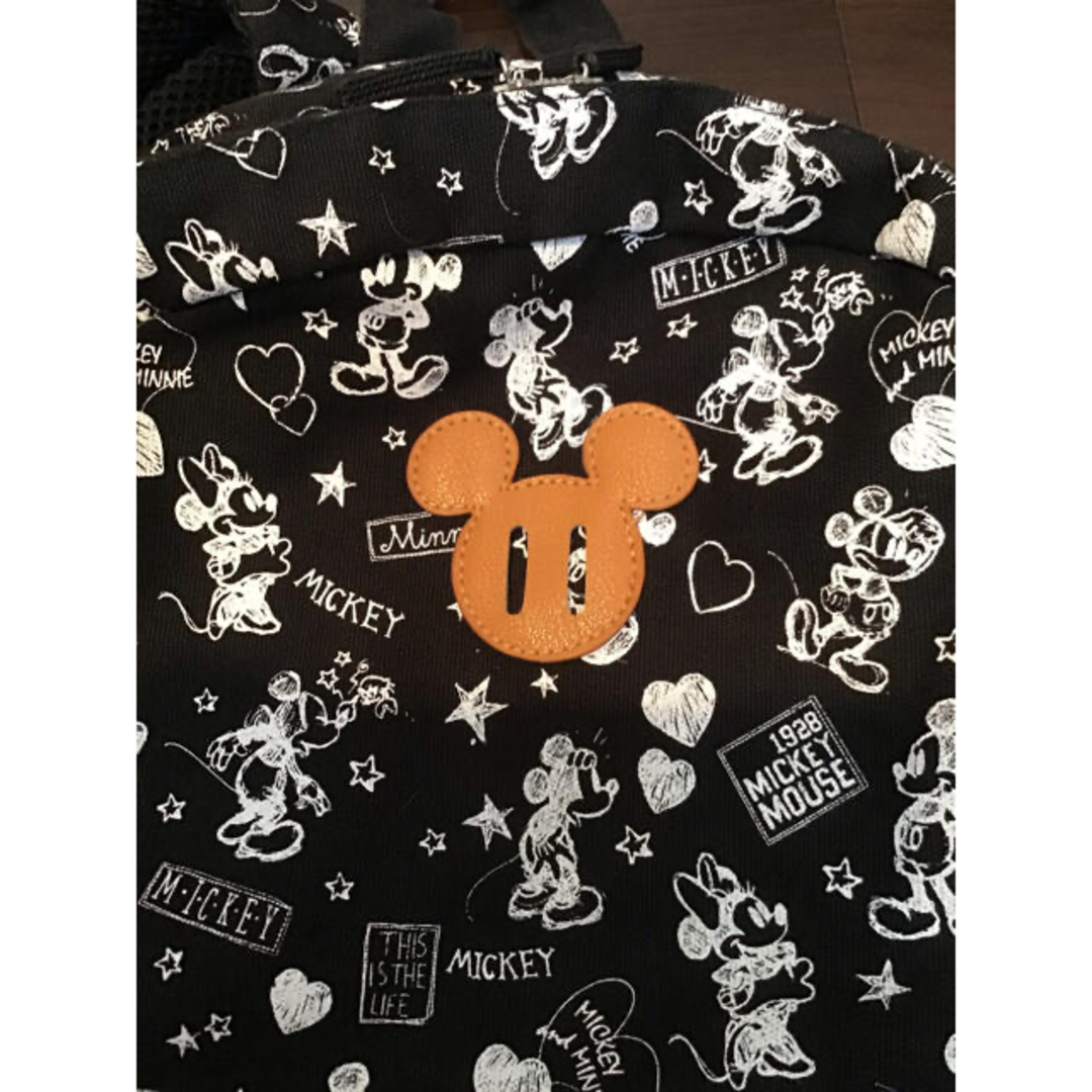 Disney(ディズニー)のディズニー　ミッキーマウス　リュックサック　黒色 エンタメ/ホビーのおもちゃ/ぬいぐるみ(キャラクターグッズ)の商品写真