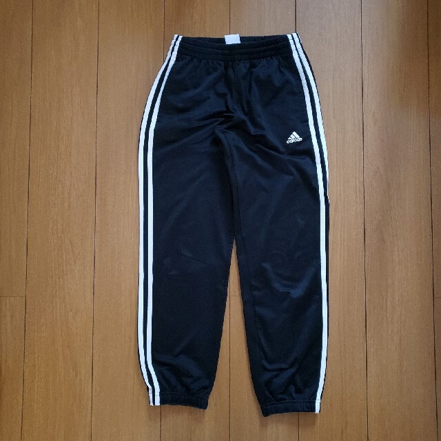 adidas(アディダス)のAdidas パンツ キッズ/ベビー/マタニティのキッズ服男の子用(90cm~)(パンツ/スパッツ)の商品写真