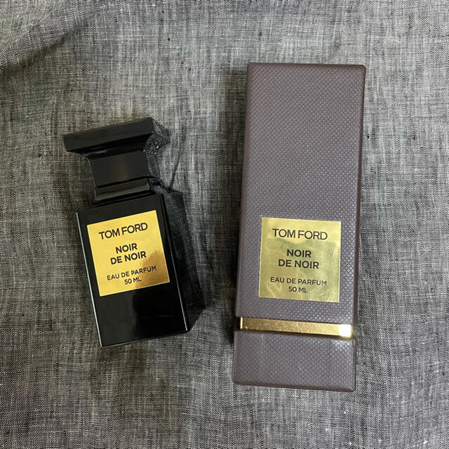 TOM FORD(トムフォード)のTOM FORD 『NOIR DE NOIR』　50ml トムフォード コスメ/美容の香水(ユニセックス)の商品写真