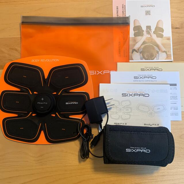 SIXPAD - 【中古】シックスパッド abs fit2の通販 by Momo11217's shop ...