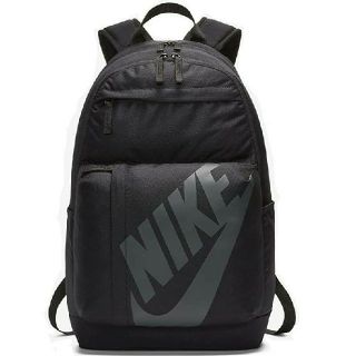 値下げ!新品 ナイキ リュック 25L 黒色 4280円!