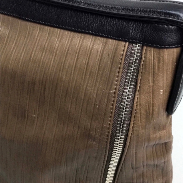 Furla(フルラ)のフルラ トートバッグ セミショルダーバッグ レザー ユニセックス ブラウン レディースのバッグ(ショルダーバッグ)の商品写真