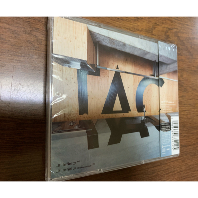 AAA(トリプルエー)の専用出品　　AAA CD 未開封 Lil Infinity エンタメ/ホビーのCD(ポップス/ロック(邦楽))の商品写真