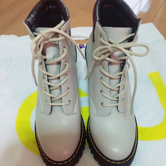 Dr.Martens(ドクターマーチン)のDr.Martens ヒールブーツ レディースの靴/シューズ(ブーツ)の商品写真