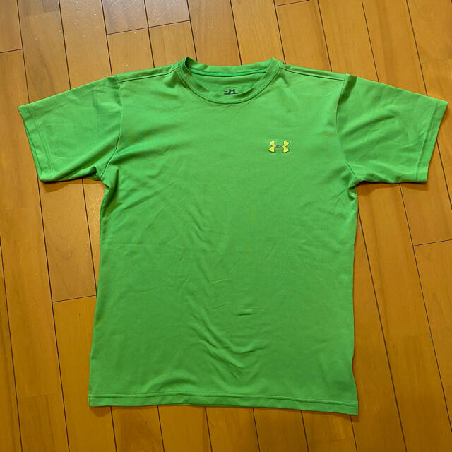 UNDER ARMOUR(アンダーアーマー)のアンダーアーマーTシャツ　キッズYLG キッズ/ベビー/マタニティのキッズ服男の子用(90cm~)(Tシャツ/カットソー)の商品写真