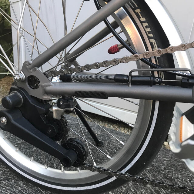 BROMPTON(ブロンプトン)の2018年式　ブロンプトン　S2L-X （3速カスタム済）マットブラック　美品 スポーツ/アウトドアの自転車(自転車本体)の商品写真