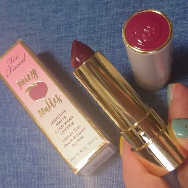 Too Faced(トゥフェイス)のtoo faced juicy matte long wear lipstick コスメ/美容のベースメイク/化粧品(口紅)の商品写真