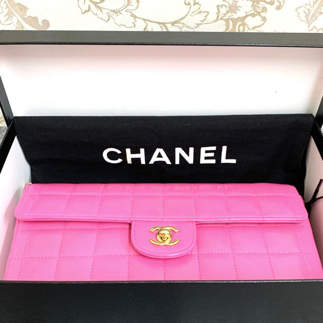 CHANEL(シャネル)の✴︎美品　CHANEL ＊ シャネル　チョコバー　チェーン　ショルダーバッグ レディースのバッグ(ショルダーバッグ)の商品写真