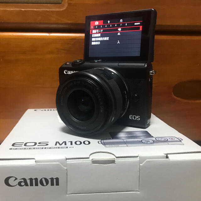 Canon EOS M100 ブラック