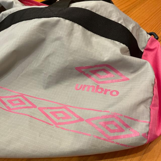 UMBRO(アンブロ)のスポーツバック　ドラム型 スポーツ/アウトドアのスポーツ/アウトドア その他(その他)の商品写真