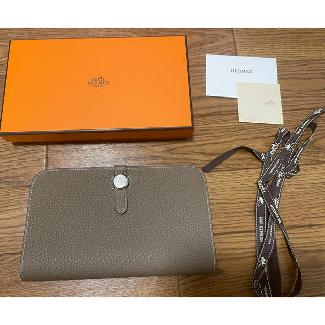 エルメス ドゴン エトゥープ HERMES 財布 人気カラー