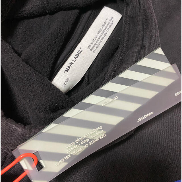 off-white スウェット