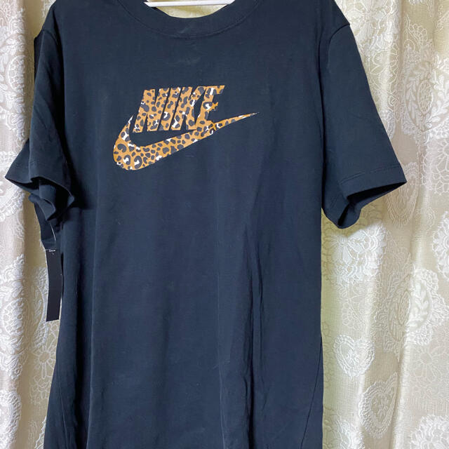 NIKE(ナイキ)のナイキレディースＴシャツ レディースのトップス(Tシャツ(半袖/袖なし))の商品写真