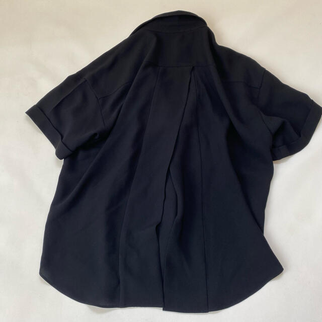 DEUXIEME CLASSE(ドゥーズィエムクラス)のステートオブマインド シャツ 半袖 スリット 夏服 とろみ ブラウス トップス レディースのトップス(シャツ/ブラウス(半袖/袖なし))の商品写真