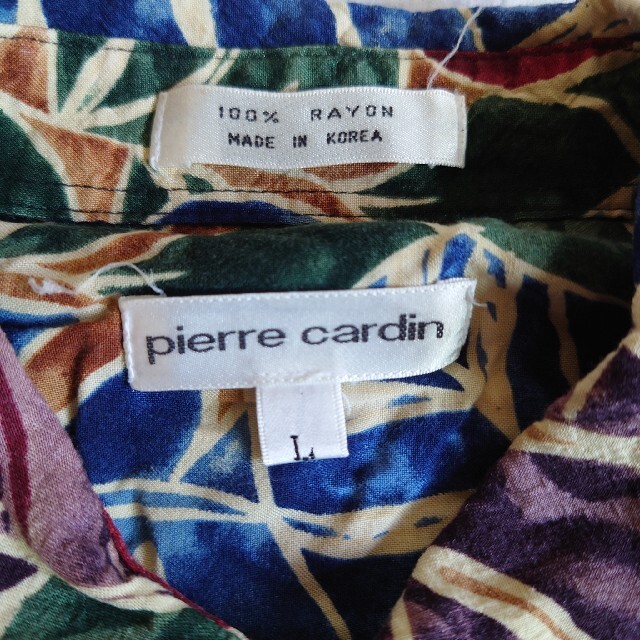 pierre cardin(ピエールカルダン)のピエールカルダン アロハシャツ ハワイアン ボタニカル 葉柄 総柄 レーヨン メンズのトップス(シャツ)の商品写真