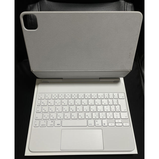 Apple(アップル)のApple Magic Keyboard for iPad 11インチ ホワイト スマホ/家電/カメラのPC/タブレット(タブレット)の商品写真