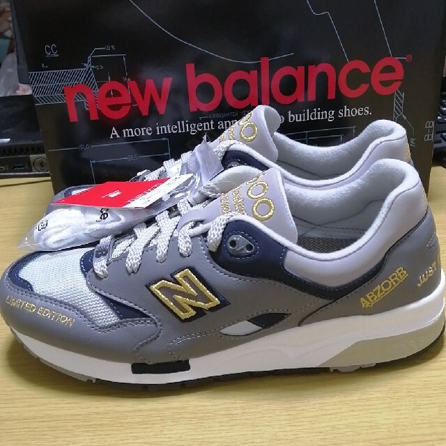 New Balance(ニューバランス)の【新品】ニューバランスCM1600LE JAPAN LIMITED US10 メンズの靴/シューズ(スニーカー)の商品写真