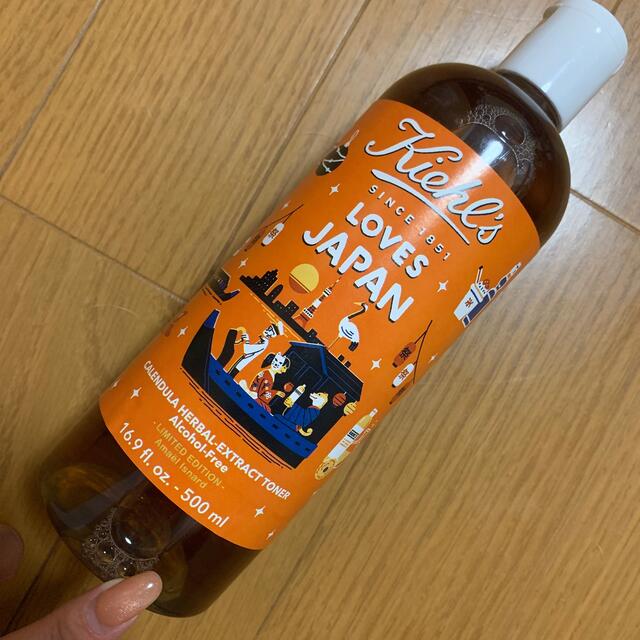 Kiehl's(キールズ)のキールズ ハーバル トナー CL 500ml 新品未開封品　限定 コスメ/美容のスキンケア/基礎化粧品(化粧水/ローション)の商品写真