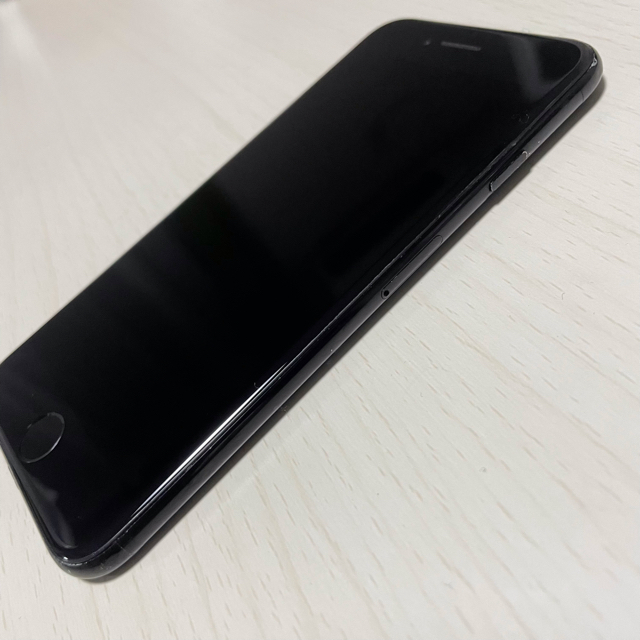 iPhone(アイフォーン)のiPhone 7 Jet Black 128GB SIMフリー 破損なし スマホ/家電/カメラのスマートフォン/携帯電話(スマートフォン本体)の商品写真