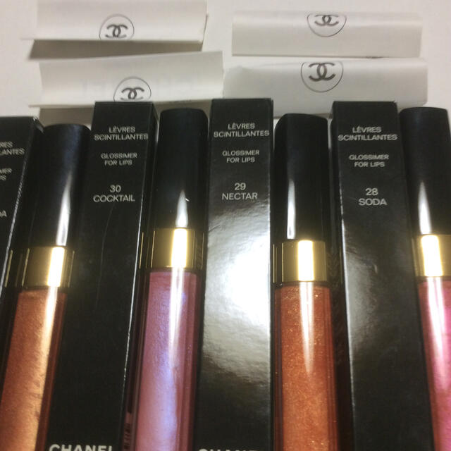 CHANEL(シャネル)のシャネル リップグロス4本 コスメ/美容のベースメイク/化粧品(リップグロス)の商品写真