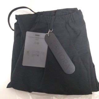 新品 テアトラ ウォレットパンツ リゾート バリア