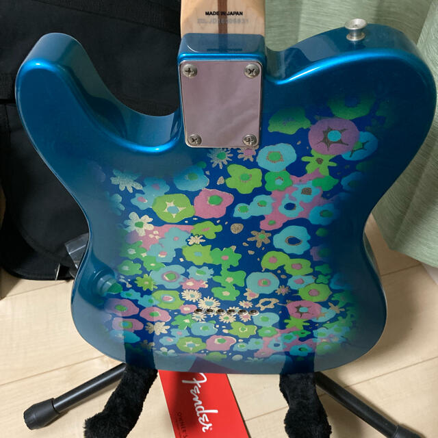 Fender(フェンダー)のフェンダー　fender テレキャスター　ブルーフラワー 楽器のギター(エレキギター)の商品写真