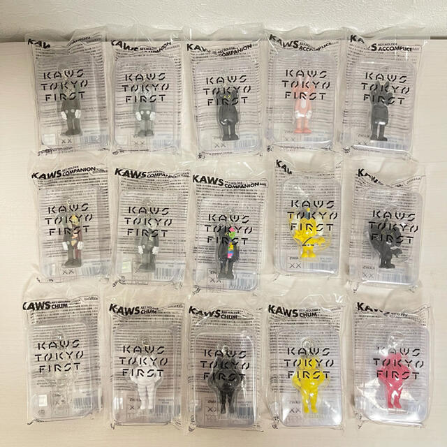 MEDICOM TOY - KAWS TOKYO FIRST キーホルダー 全15種セット 限定