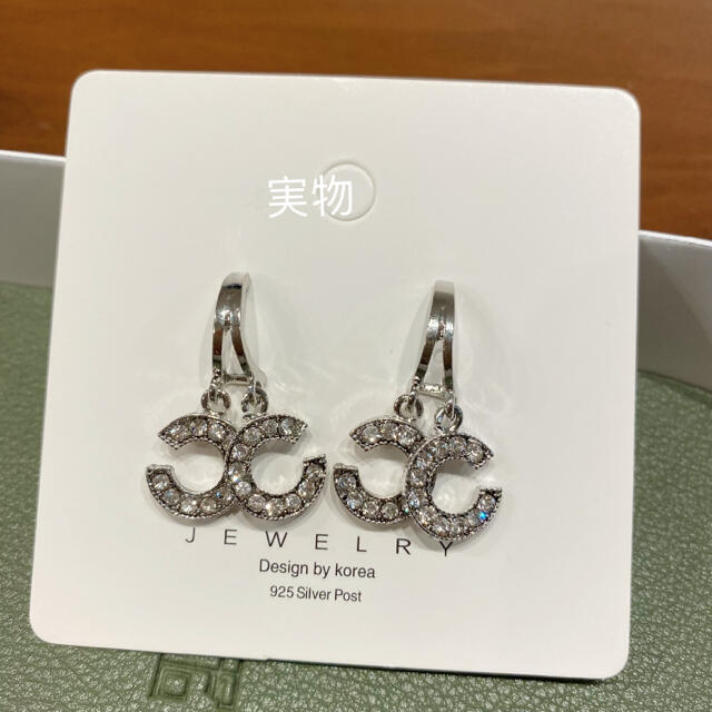 シルバーピアス　レディース 気質　S#25 レディースのアクセサリー(ピアス)の商品写真