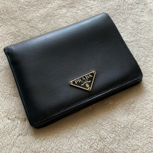 PRADA(プラダ)の美品⭐︎プラダ　PRADA⭐︎二つ折り財布 メンズのファッション小物(折り財布)の商品写真