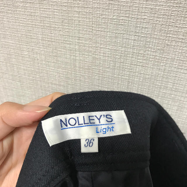 NOLLEY'S(ノーリーズ)の未使用 ノーリーズ♡ウールパンツ レディースのパンツ(クロップドパンツ)の商品写真