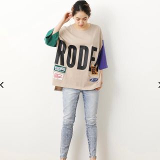 ロデオクラウンズ(RODEO CROWNS)の❤新品未使用AROUND LOGO BIGトップス❤(Tシャツ(半袖/袖なし))