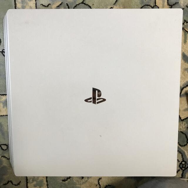 PlayStation4(プレイステーション4)のSONY PlayStation4 Pro 本体 CUH-7200BB02 エンタメ/ホビーのゲームソフト/ゲーム機本体(家庭用ゲーム機本体)の商品写真