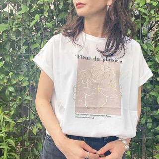 スナイデル(SNIDEL)のdry touch print tshirt(Tシャツ(半袖/袖なし))
